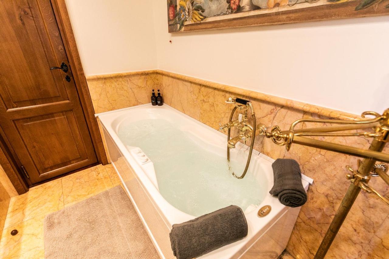 Klimt - Jacuzzi 5 Star - Luxury Design Apartment Milano Ngoại thất bức ảnh