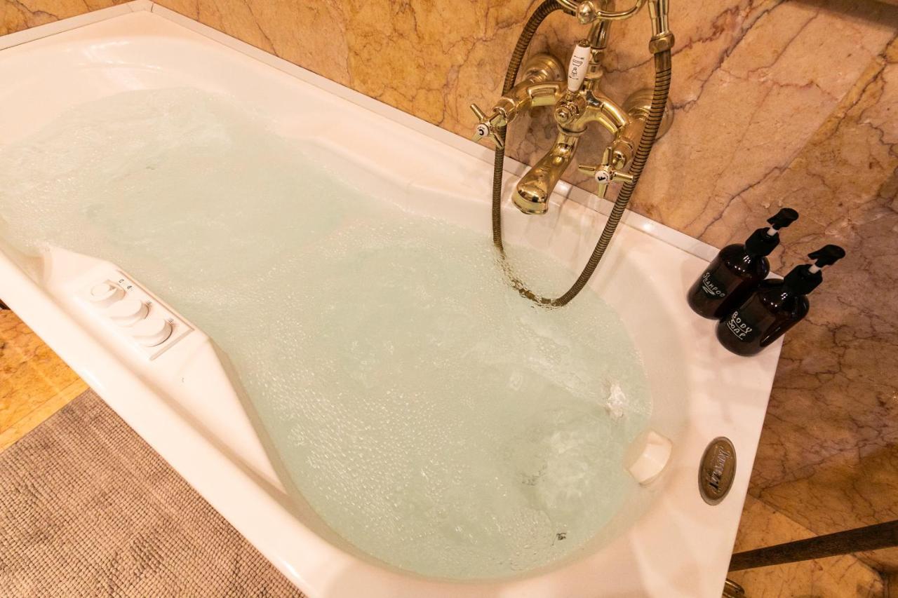 Klimt - Jacuzzi 5 Star - Luxury Design Apartment Milano Ngoại thất bức ảnh