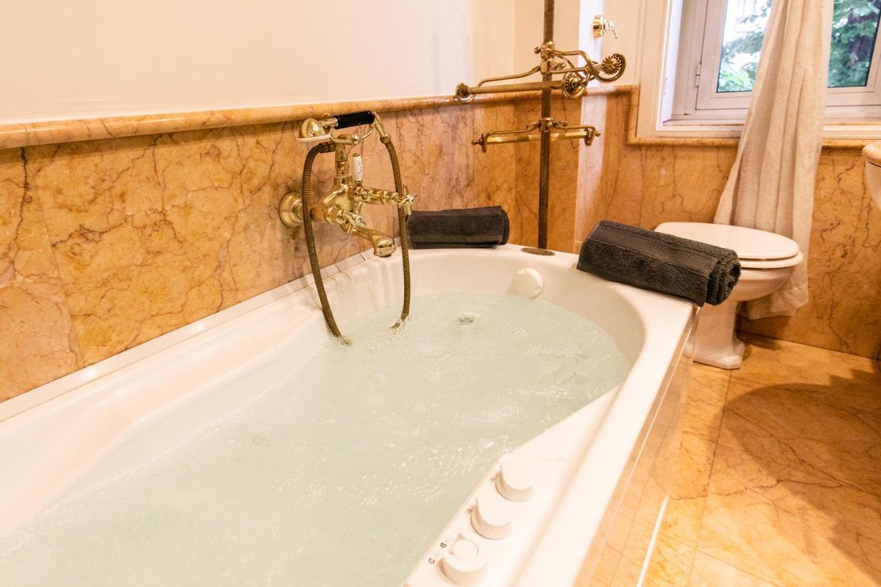 Klimt - Jacuzzi 5 Star - Luxury Design Apartment Milano Ngoại thất bức ảnh